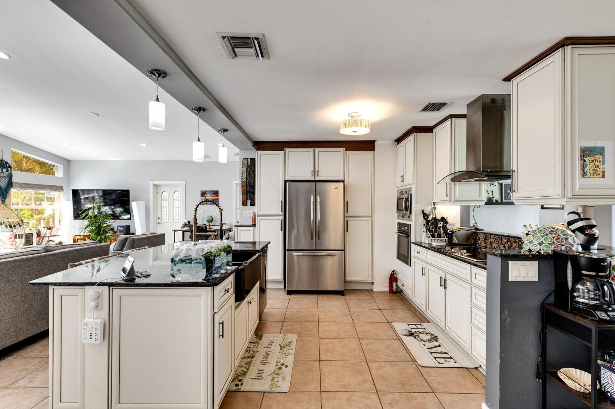 Spaces Sunny Oasis 4Br Retreat With 2 King Beds, Amazing Pool, Near South Florida Beaches Deerfield Beach Exterior photo